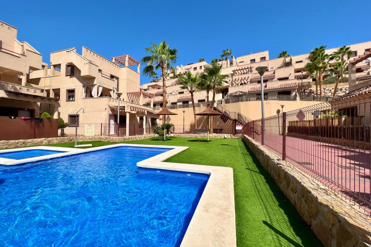 Resale - Apartment  - Aguilas - Collado bajo