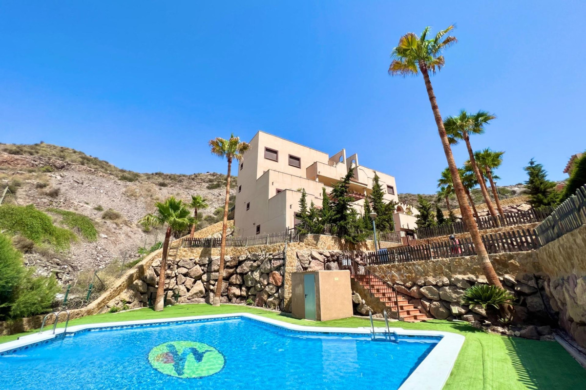 Resale - Apartment  - Aguilas - Collado bajo