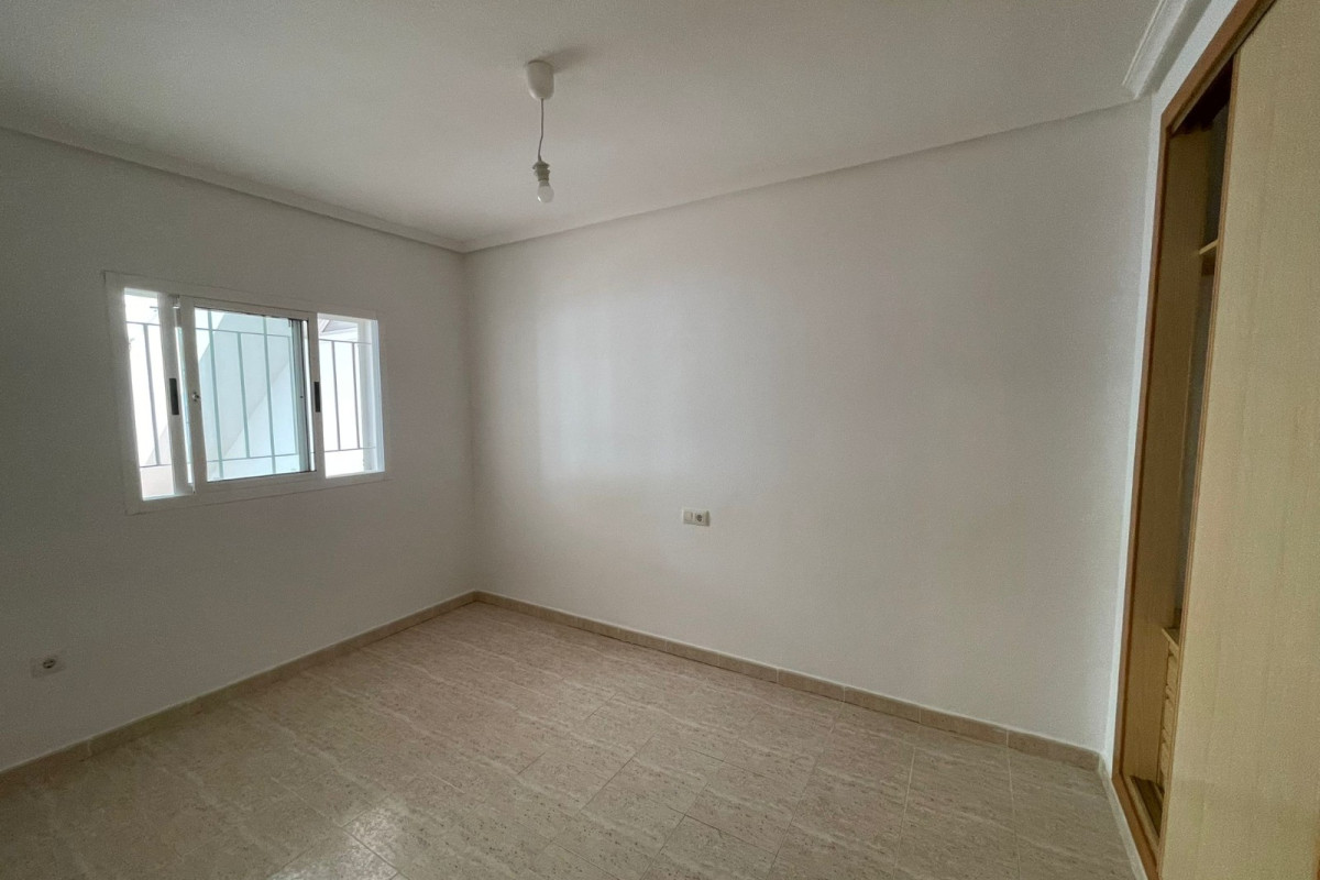 Resale - Apartment  - Orihuela Costa