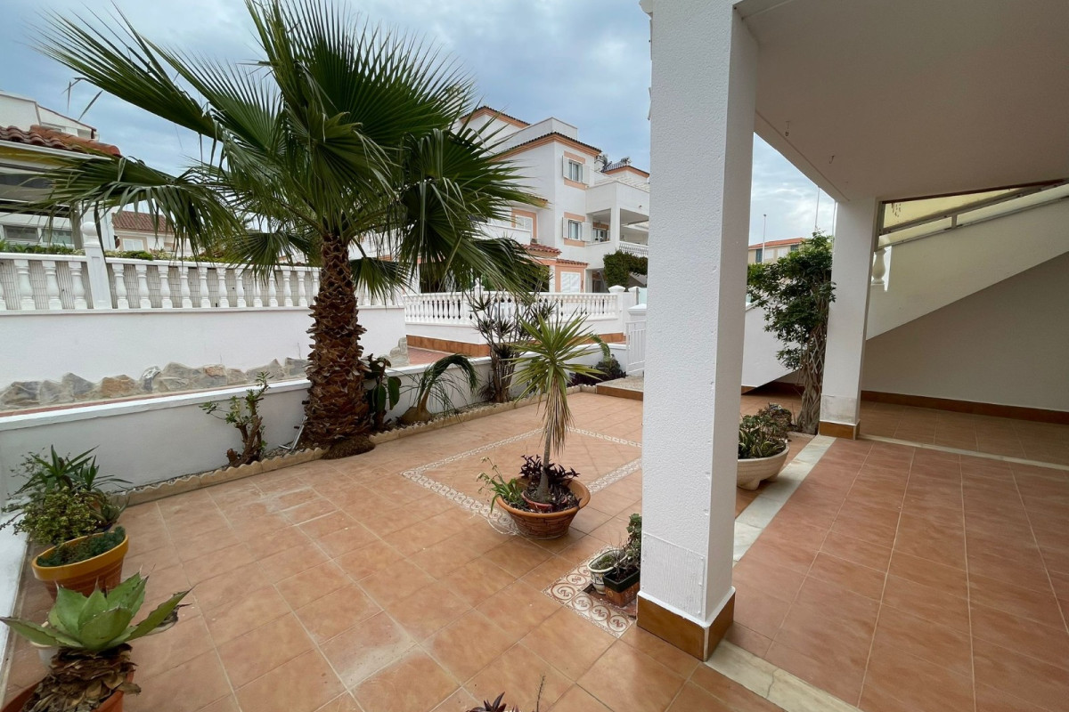 Resale - Apartment  - Orihuela Costa