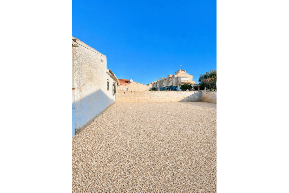 Revente - Villa - Torrevieja - Aguas Nuevas