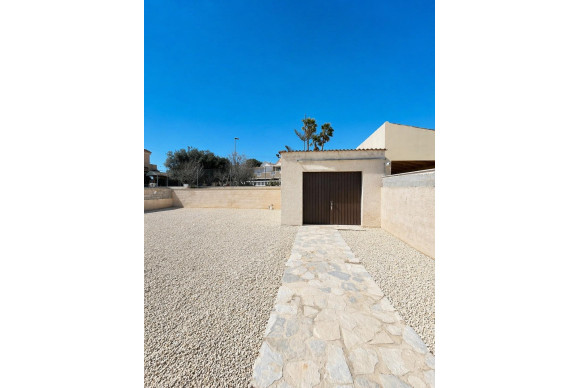Revente - Villa - Torrevieja - Aguas Nuevas