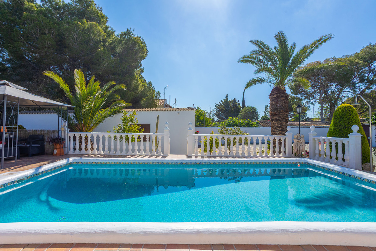 Revente - Detached Villa - Orihuela Costa - Villamartin