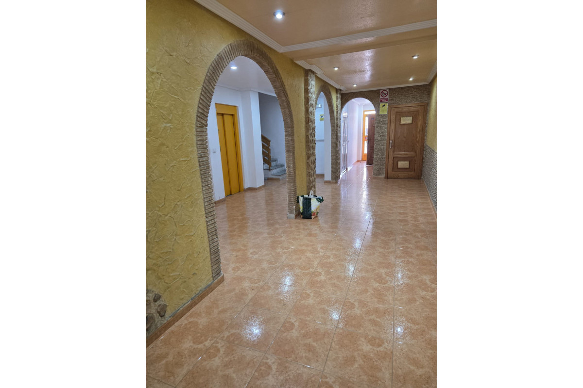 Herverkoop - Appartement  - Torrevieja
