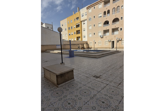 Herverkoop - Appartement  - Torrevieja