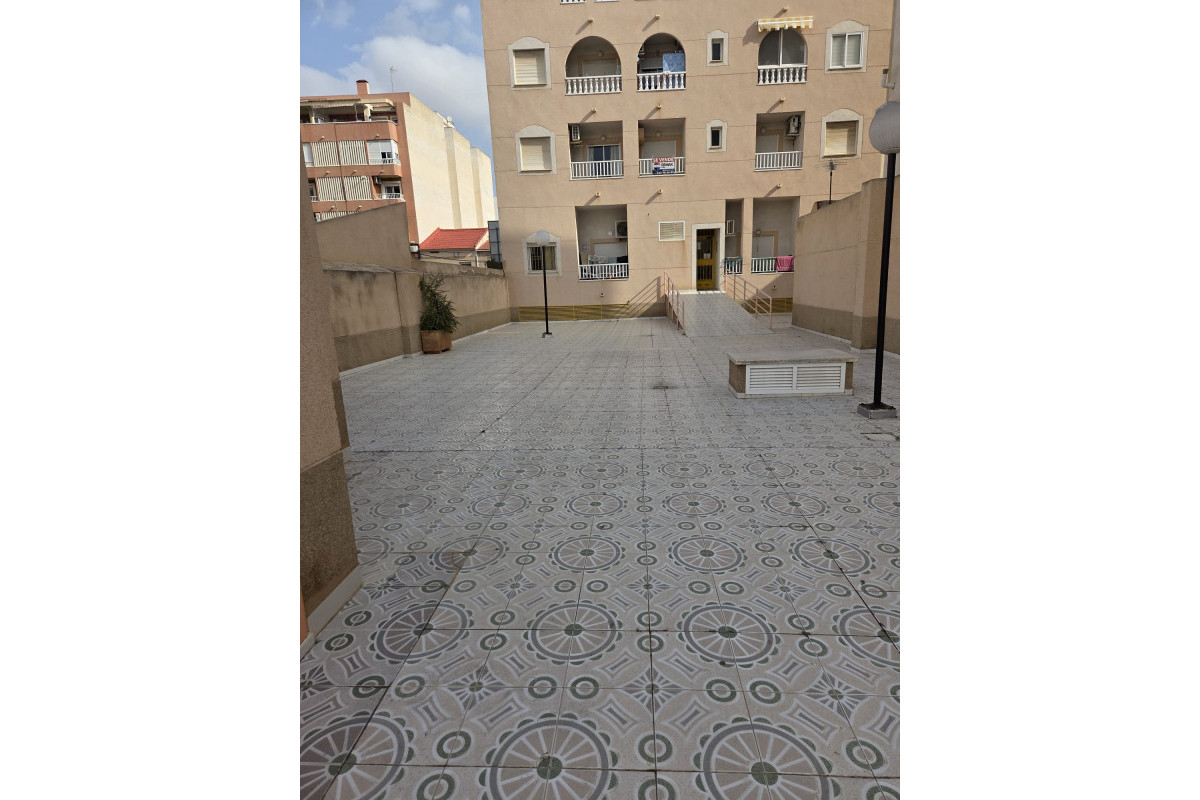 Herverkoop - Appartement  - Torrevieja