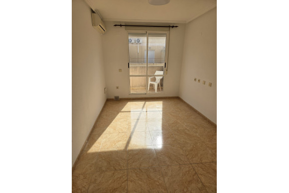 Herverkoop - Appartement  - Torrevieja