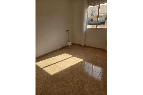 Herverkoop - Appartement  - Torrevieja