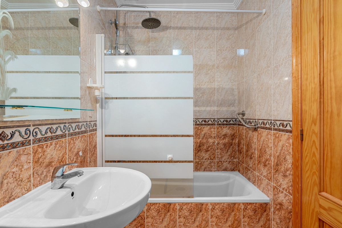 Revente - Appartement - Torrevieja - Torre La Mata
