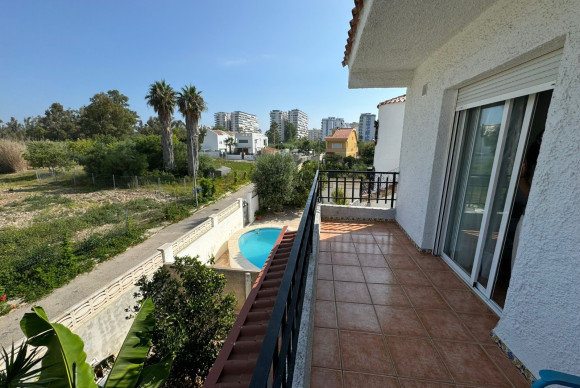 Revente - Hostel - Gandía - Playa de Gandía