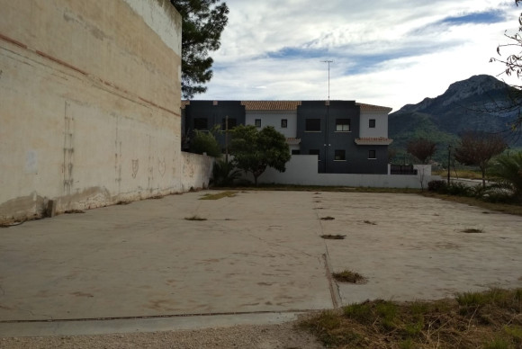 Revente - Parcelle / Terrain - Parcent - Pueblo