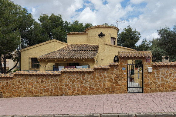 Herverkoop - Vrijstaande Villa - Orihuela Costa - Villamartin