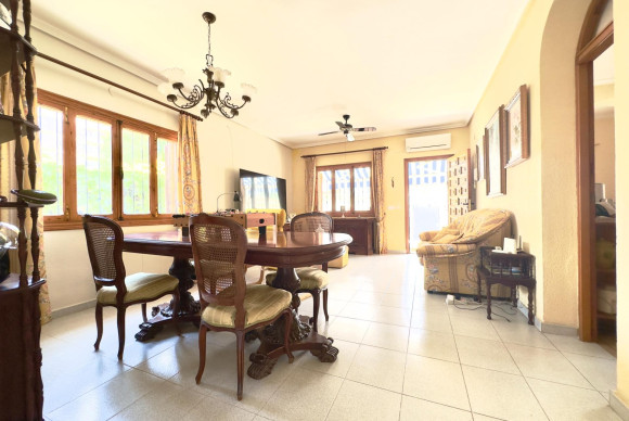 Revente - Villa - Orihuela Costa - La Zenia