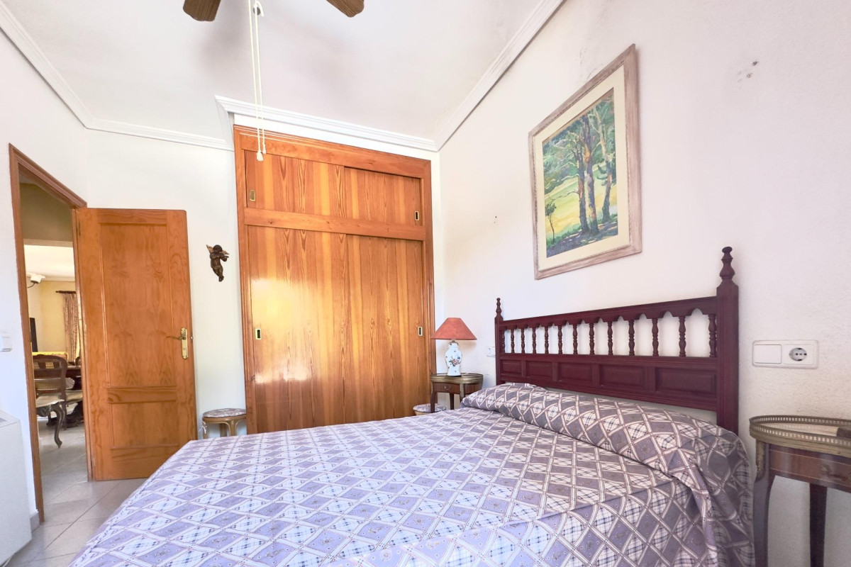 Revente - Villa - Orihuela Costa - La Zenia