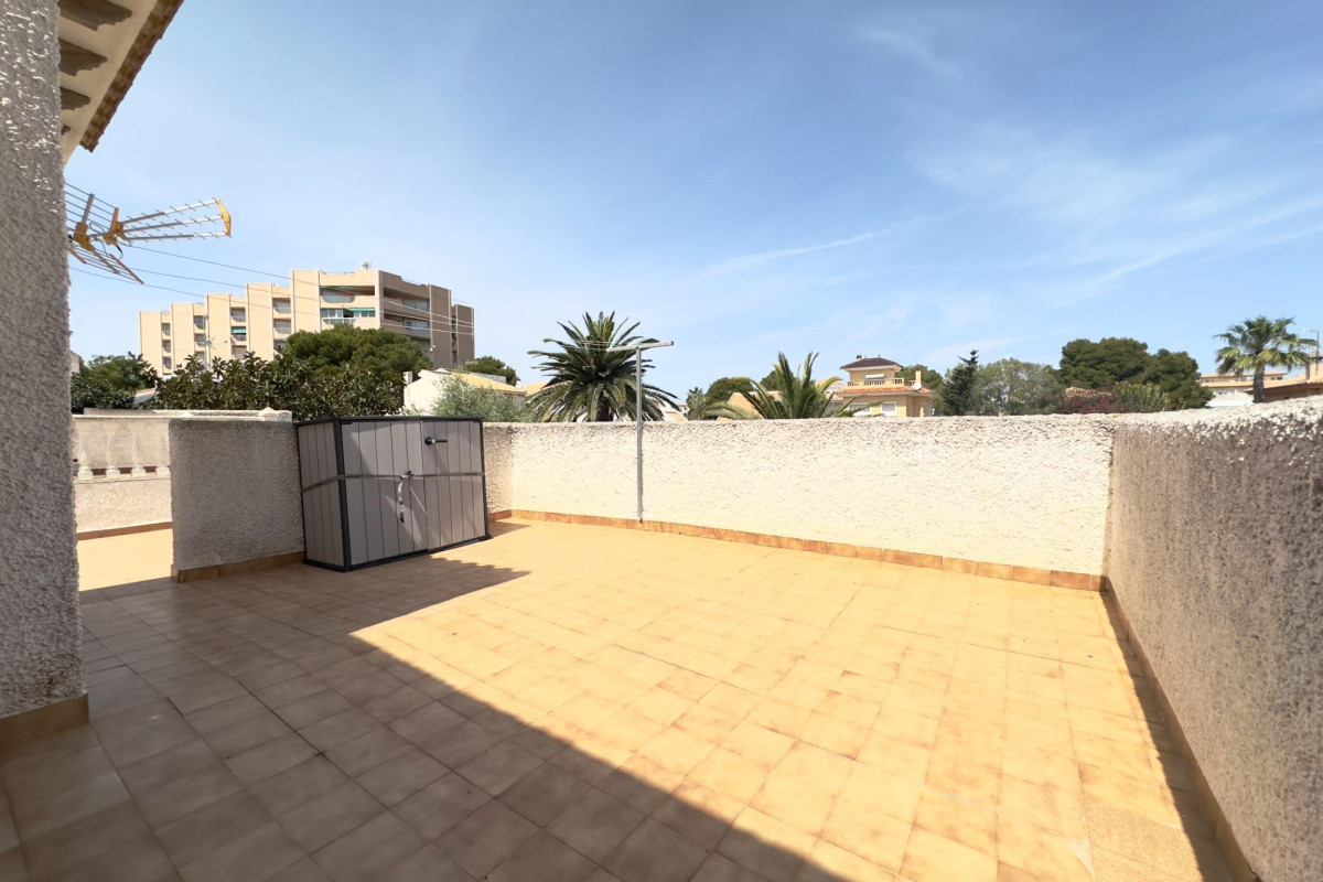 Revente - Villa - Orihuela Costa - La Zenia