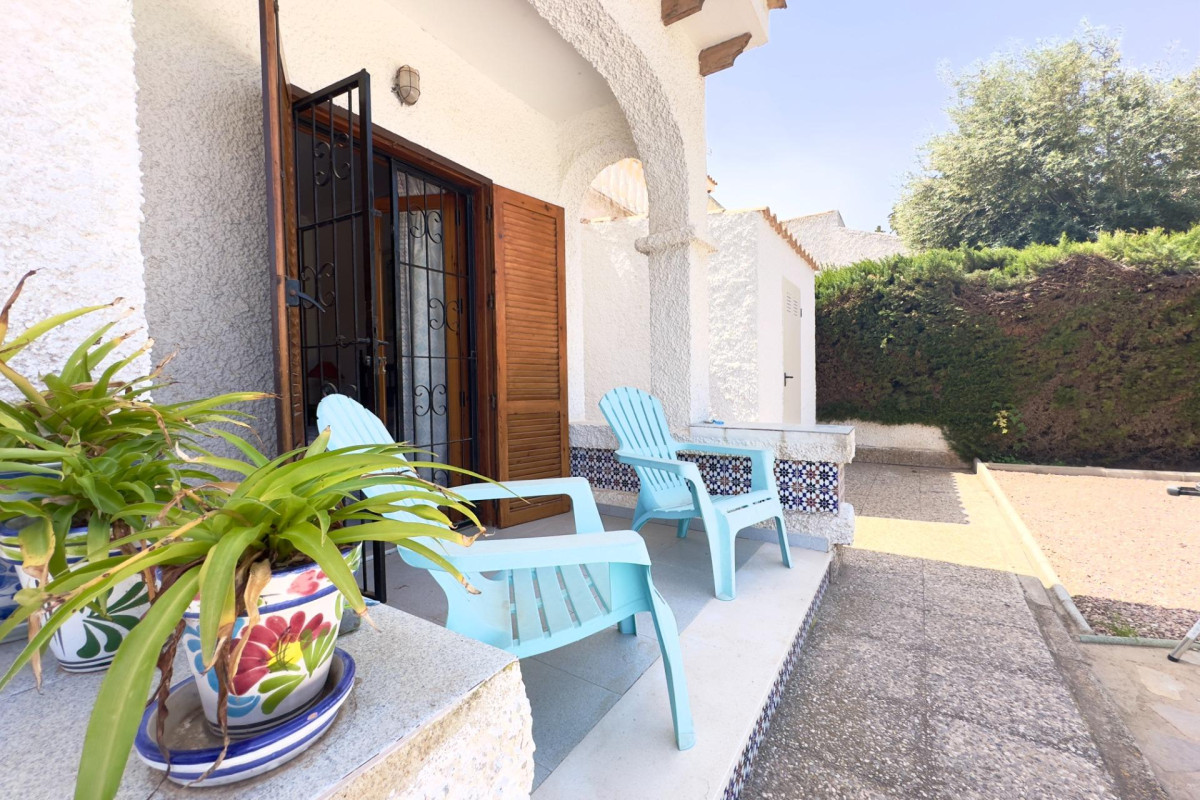Revente - Villa - Orihuela Costa - La Zenia