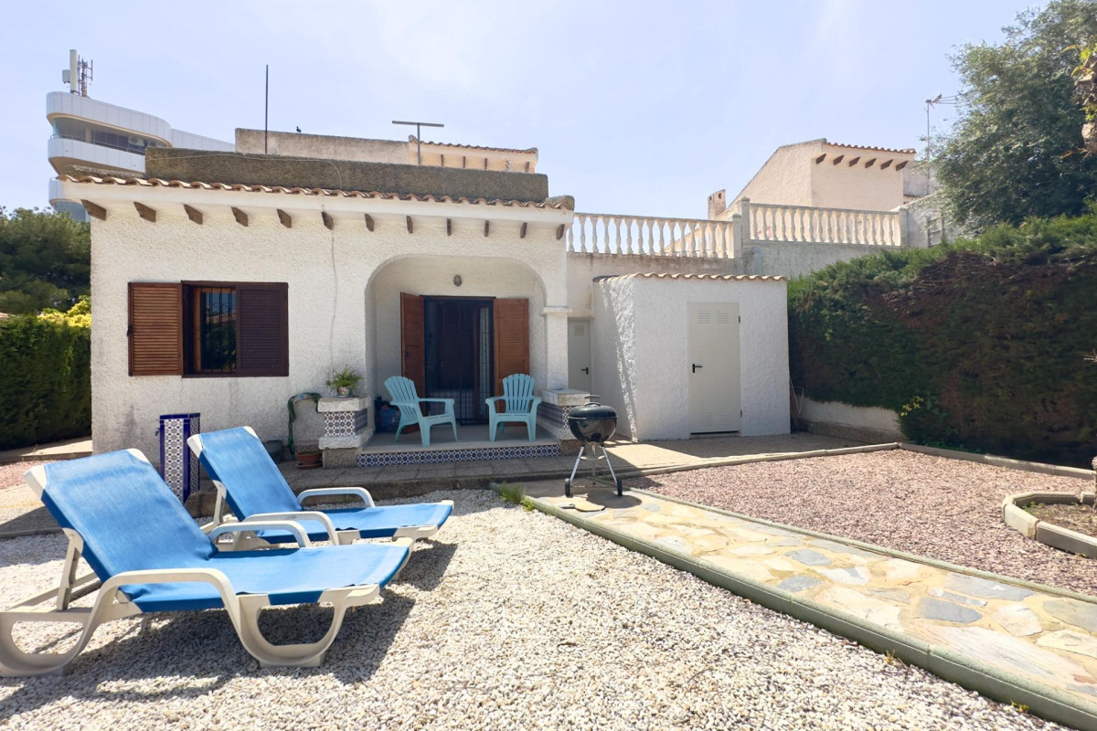 Revente - Villa - Orihuela Costa - La Zenia