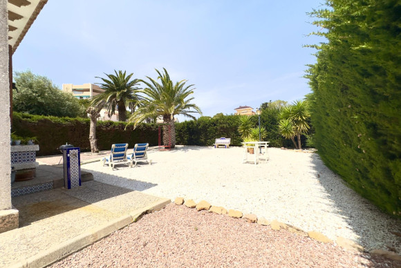 Revente - Villa - Orihuela Costa - La Zenia