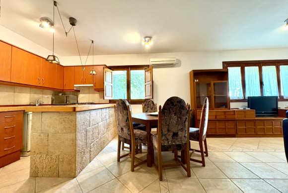 Resale - Chalet Independiente - Pedreguer