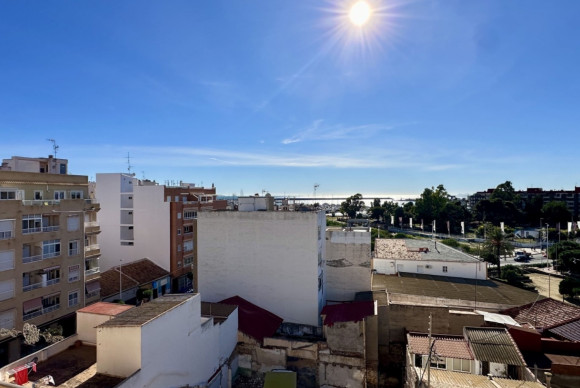 Revente - Appartement - Torrevieja - Torrevieja - Centre