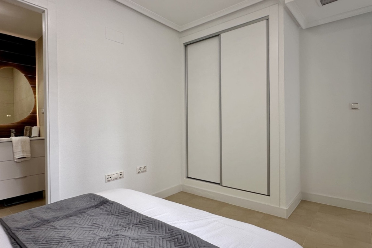 Revente - Appartement - Torrevieja - Torrevieja - Centre