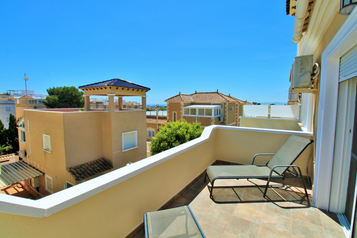 Revente - Maison de ville - Villamartin