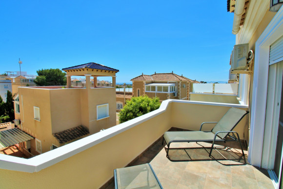 Revente - Maison de ville - Villamartin