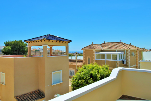 Revente - Maison de ville - Villamartin