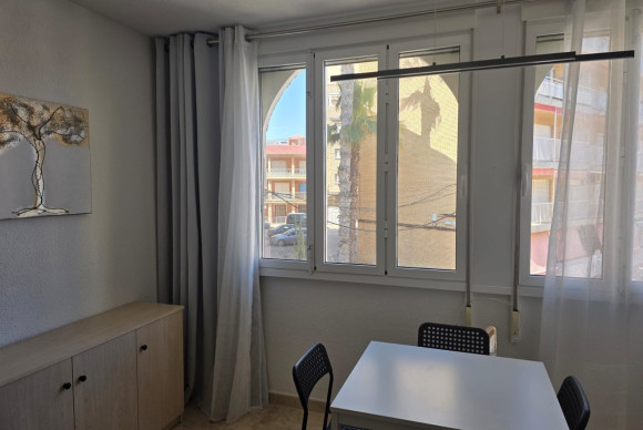 Herverkoop - Appartement  - Torrevieja - Torre La Mata