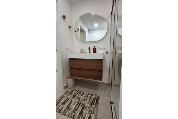 Herverkoop - Appartement  - Torrevieja - Playa Acequion