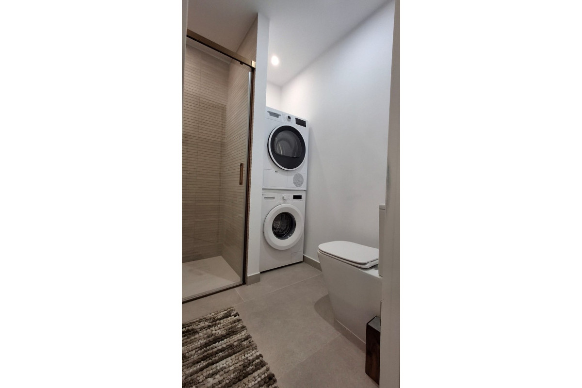 Herverkoop - Appartement  - Torrevieja - Playa Acequion
