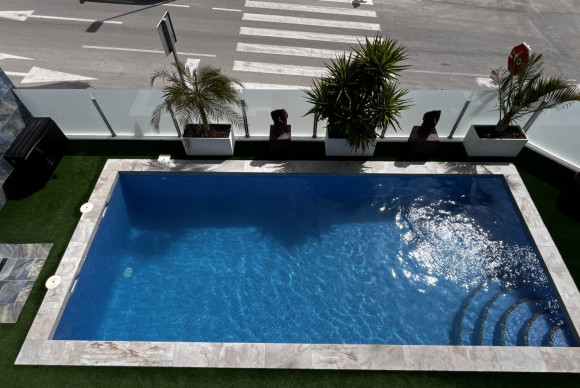 Herverkoop - Vrijstaande Villa - Los Montesinos - Entre Naranjos / Vistabella Golf