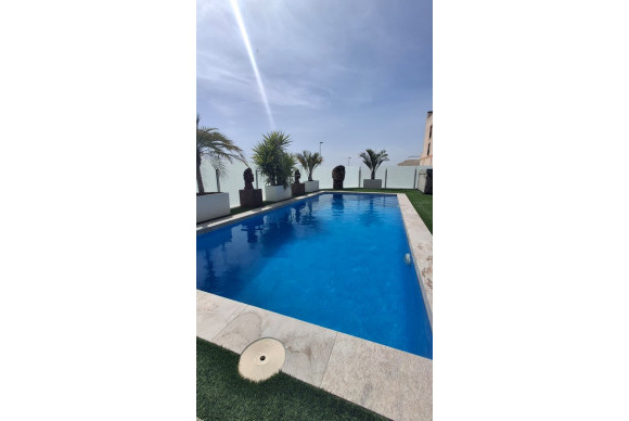 Herverkoop - Vrijstaande Villa - Los Montesinos - Entre Naranjos / Vistabella Golf