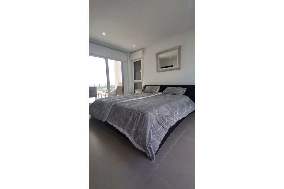Herverkoop - Vrijstaande Villa - Los Montesinos - Entre Naranjos / Vistabella Golf