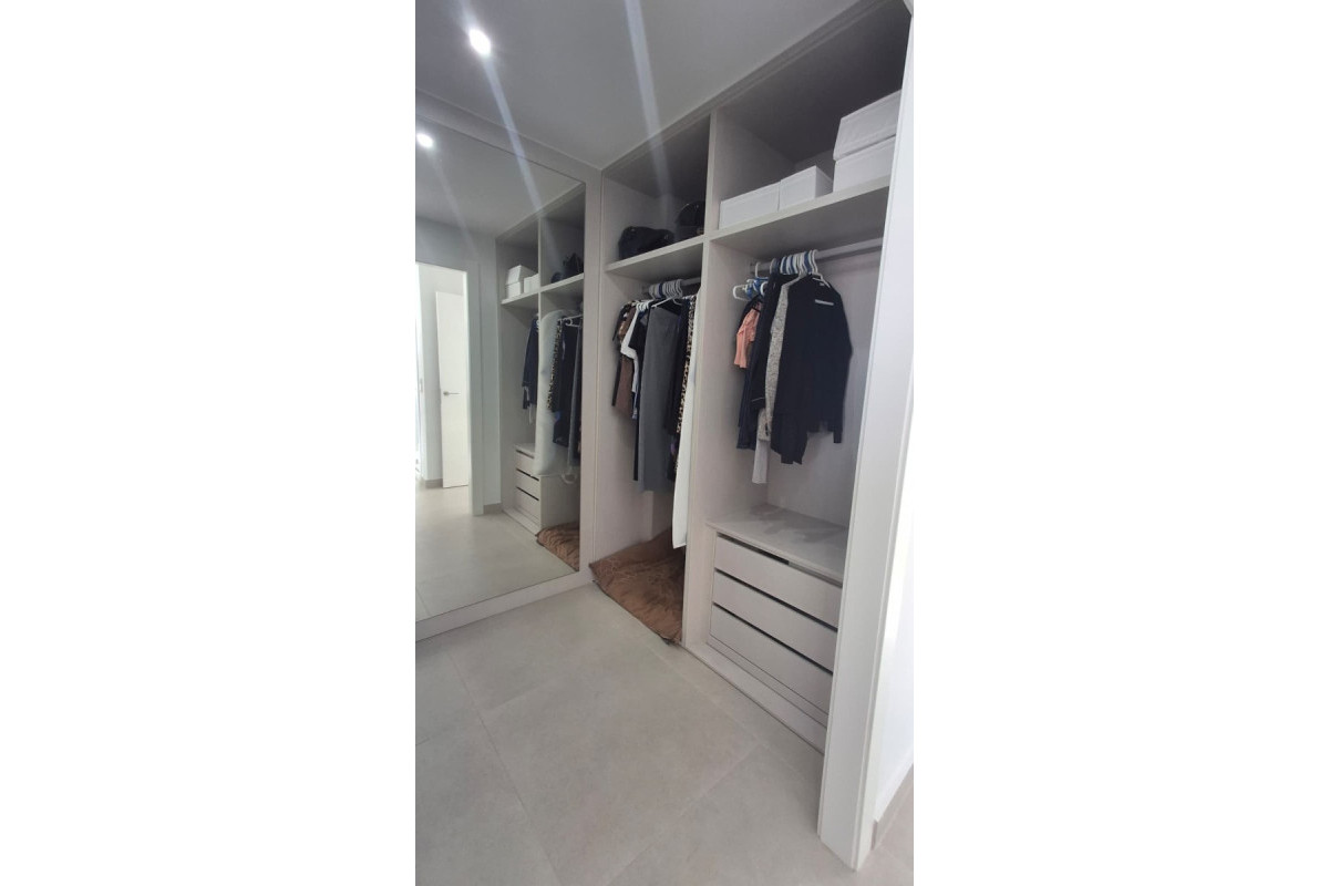 Herverkoop - Vrijstaande Villa - Los Montesinos - Entre Naranjos / Vistabella Golf