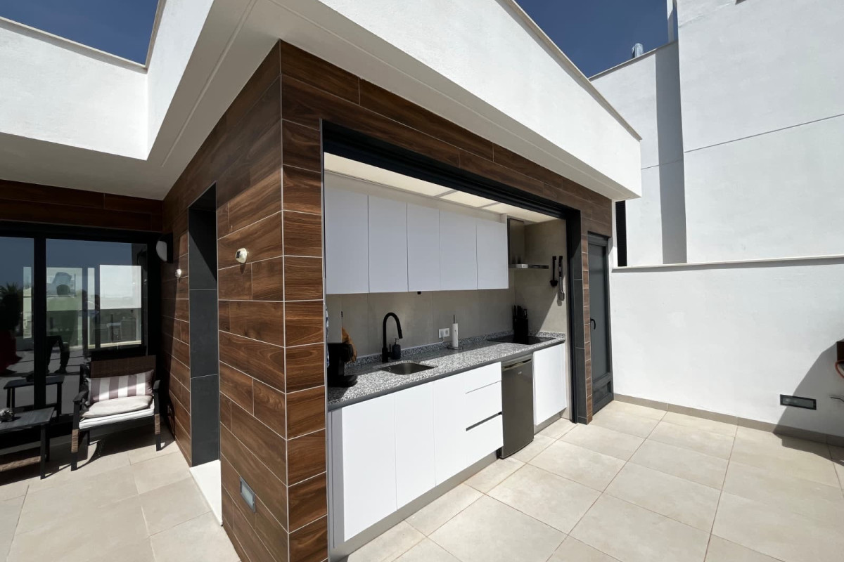 Herverkoop - Vrijstaande Villa - Los Montesinos - Entre Naranjos / Vistabella Golf