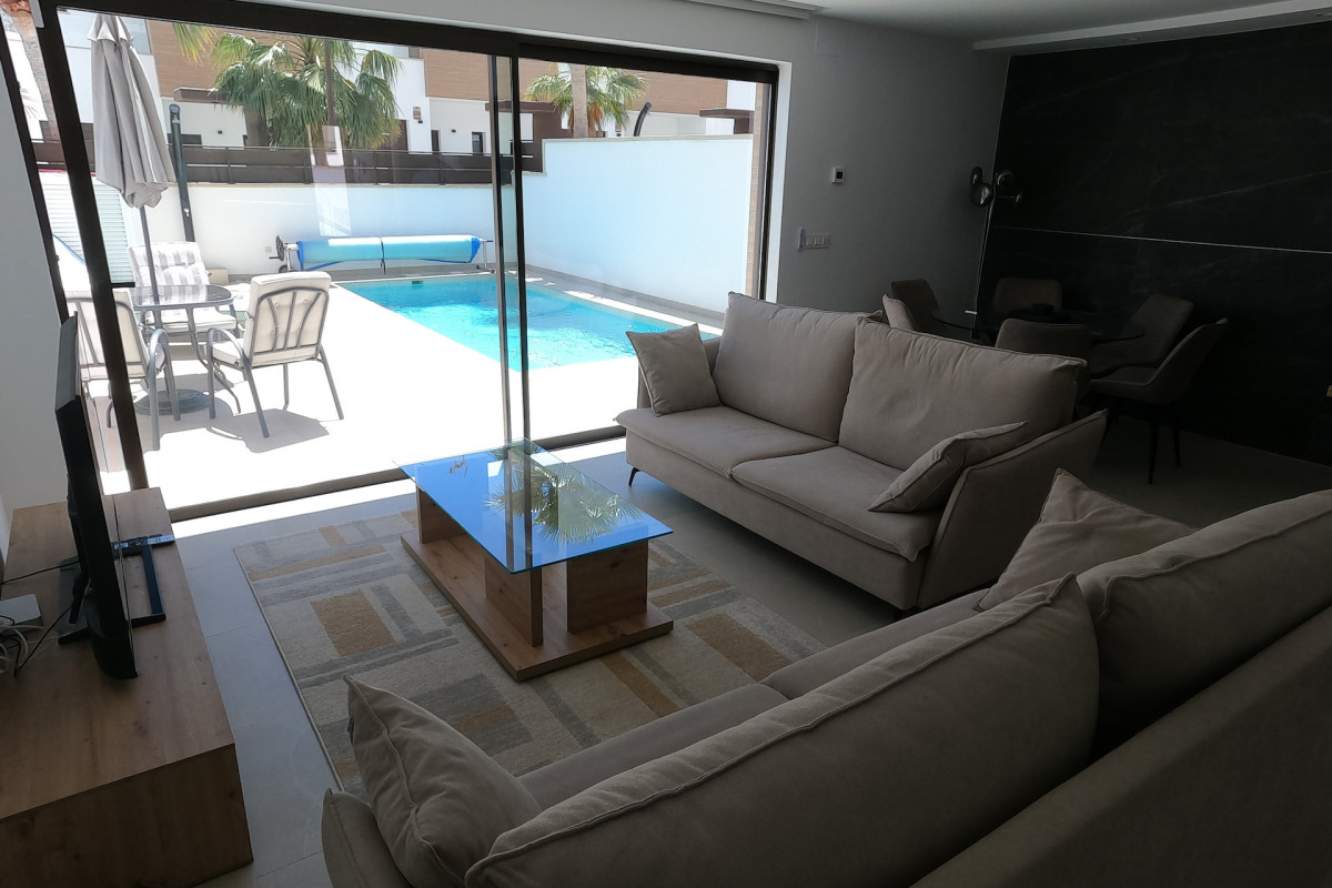Herverkoop - Vrijstaande Villa - Algorfa - La Finca Golf Resort