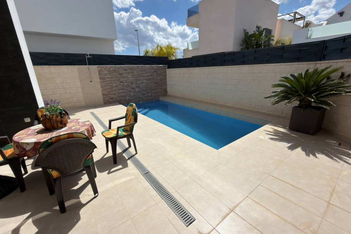 Reventa - Villa - Benijofar