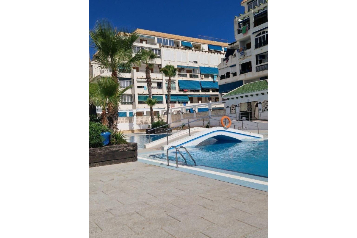 Herverkoop - Appartement  - Torrevieja - Torre La Mata