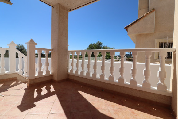 Herverkoop - Vrijstaande Villa - San Miguel de Salinas - Lake View Mansions