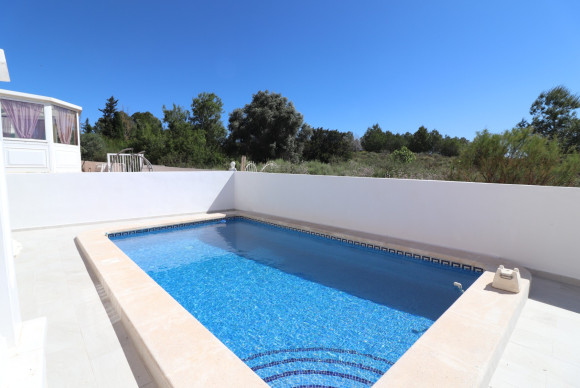 Herverkoop - Vrijstaande Villa - San Miguel de Salinas - Lake View Mansions
