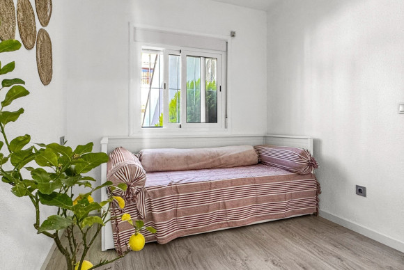 Herverkoop - Appartement  - Orihuela Costa - Los Balcones
