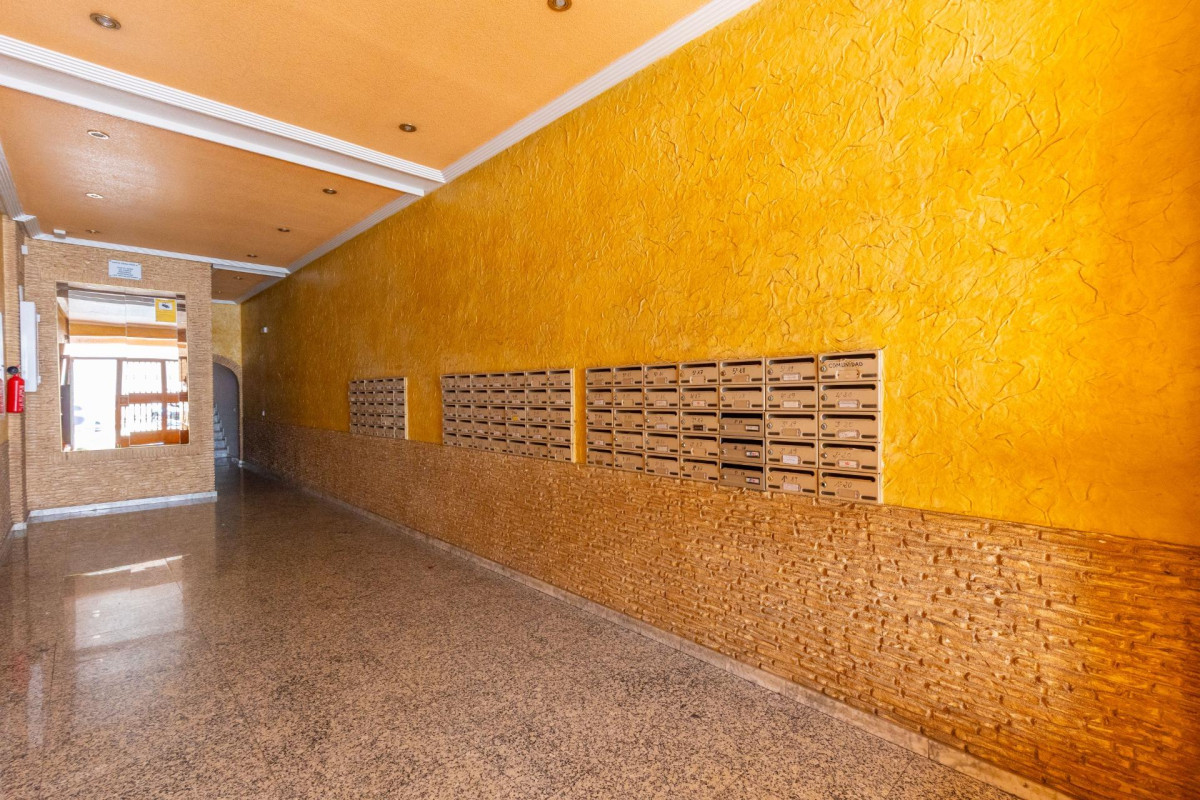 Herverkoop - Studio - Torrevieja - Centro - Muelle Pesquero