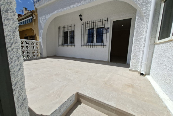 Herverkoop - Terraced house / Townhouse - San Fulgencio - La Marina