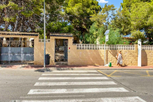 Herverkoop - Vrijstaande Villa - Torrevieja - Los Balcones - Los Altos del Edén