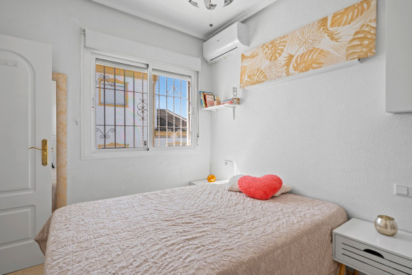 Herverkoop - Half Vrijstaande Woning - Benijofar - Monte Azul/ El Dorado