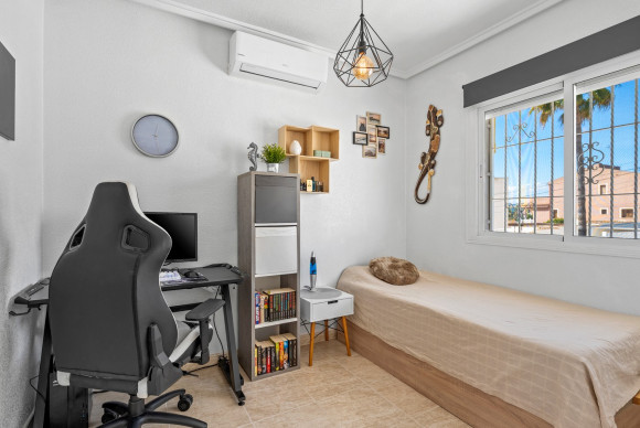Herverkoop - Half Vrijstaande Woning - Benijofar - Monte Azul/ El Dorado