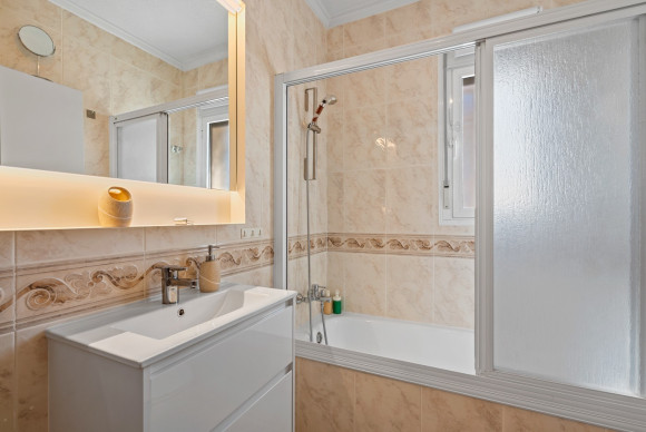 Herverkoop - Half Vrijstaande Woning - Benijofar - Monte Azul/ El Dorado
