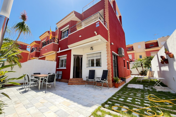 Resale - Townhouse - Pilar de la Horadada - playa de las Higuericas