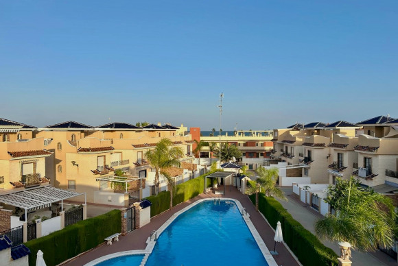 Resale - Townhouse - Pilar de la Horadada - playa de las Higuericas
